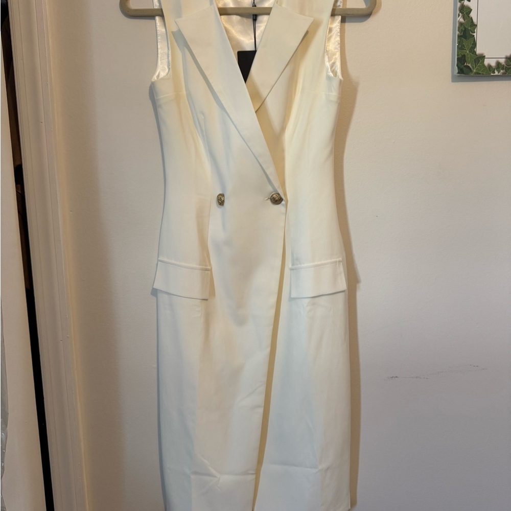 PrettyLittleThing Cream Maxi Dress